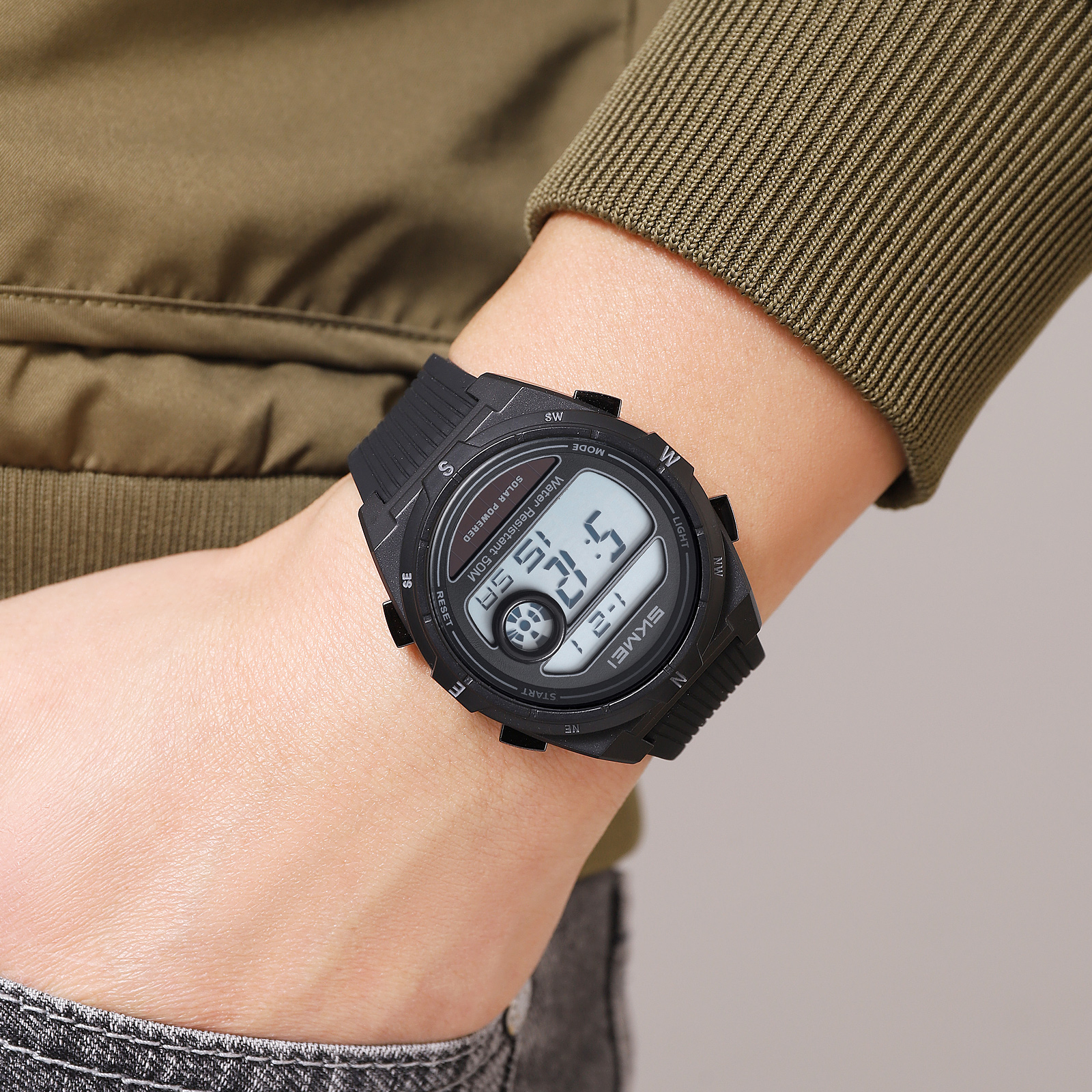 SKMEI 2436 Military Watches Di - đánh giá và giá Lantern Paper Solar